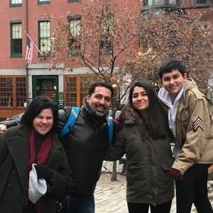 Meet your Posher, Cristian